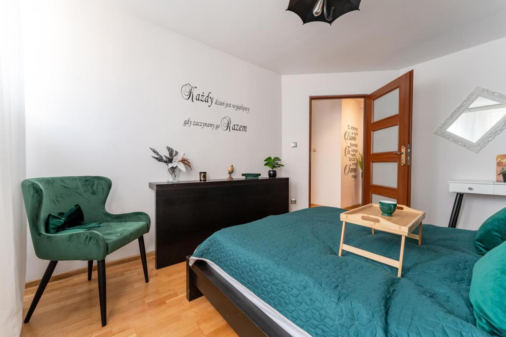 Apartament Ratuszlove - 2 Osobne Sypialnie, Z Widokiem Na Ratusz - By Spaceapart Еленя-Гура Экстерьер фото